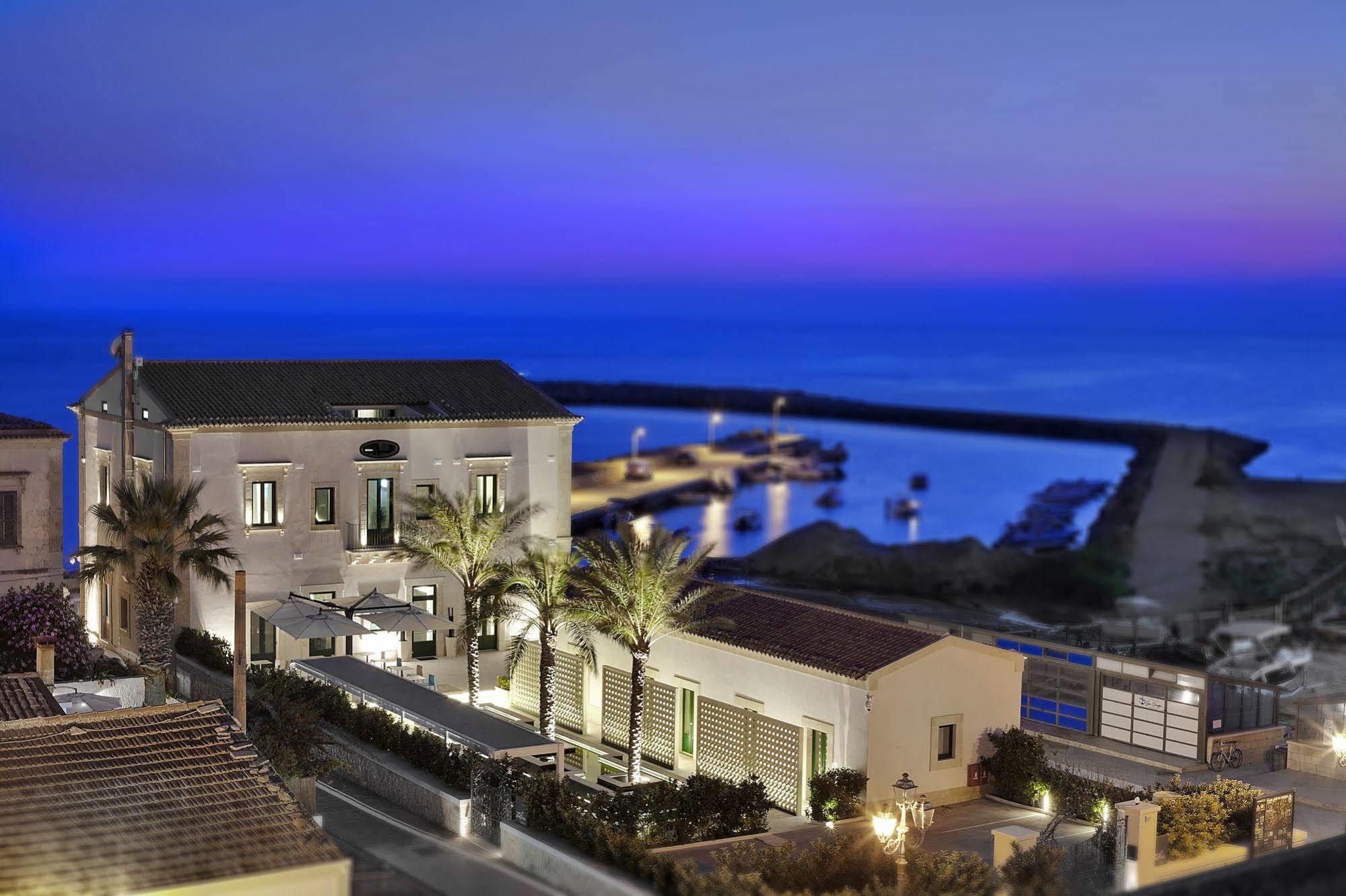 Zafran Boutique Hotel Donnalucata  Buitenkant foto